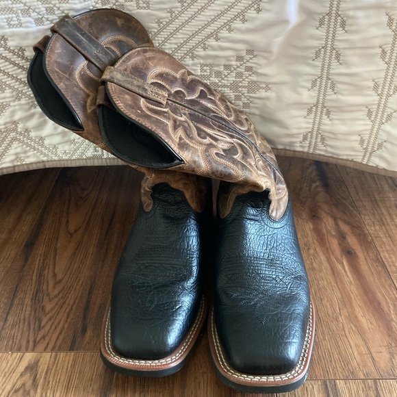 SOLD - Picture 3 of 7